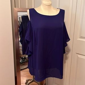 Worthington blouse in a gorgeous blue color open shoulder design